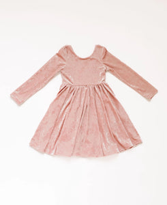 Gwendolyn Dress In Crushed Blush Velvet